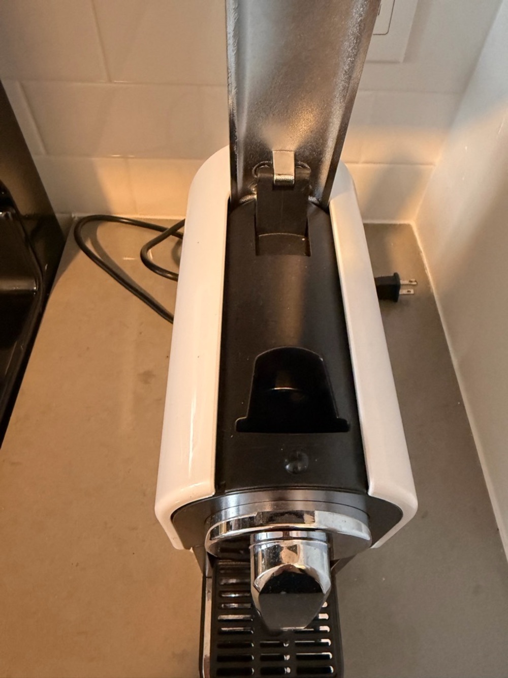 Nespresso Beanglass Machine - Picture 5 of 10